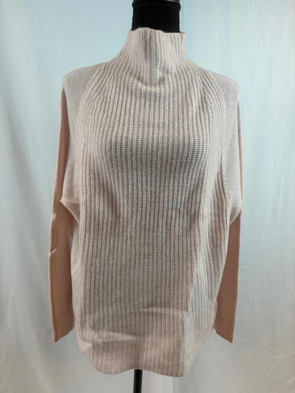 Tahari‎ Blush Pink Ribbed Turtleneck Sweater 100% Cashmere